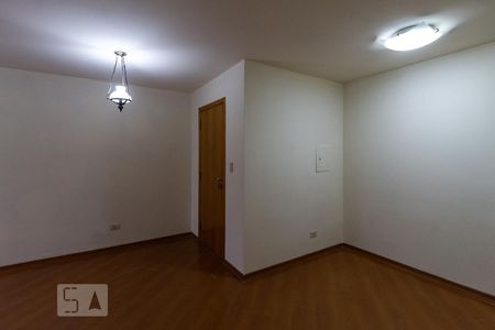 Sala de apartamento para alugar com 2 quartos, 77m² em Pinheiros, São Paulo