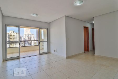 Sala de apartamento para alugar com 3 quartos, 91m² em Jardim Goiás, Goiânia