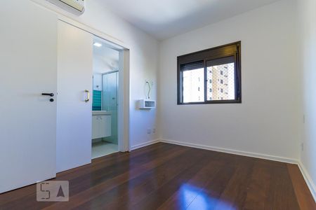 Quarto da suíte 1 de apartamento para alugar com 3 quartos, 120m² em Cambuí, Campinas