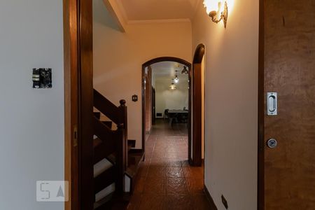 Hall entre as salas de casa à venda com 4 quartos, 500m² em São João Clímaco, São Paulo