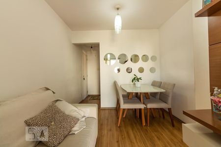 Sala de apartamento à venda com 2 quartos, 56m² em Presidente Altino, Osasco