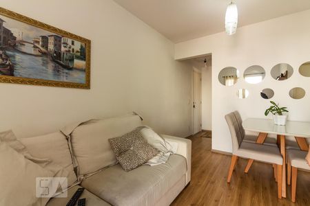 Sala de apartamento à venda com 2 quartos, 56m² em Presidente Altino, Osasco