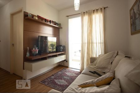 Sala de apartamento para alugar com 2 quartos, 56m² em Presidente Altino, Osasco