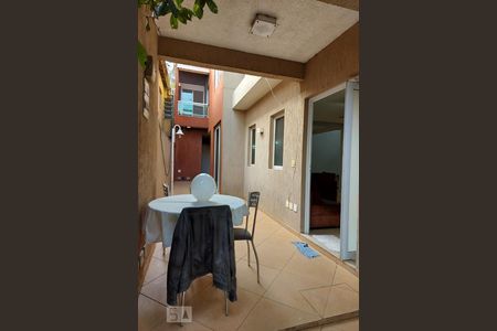 Casa à venda com 500m², 4 quartos e 4 vagas Casa à venda com 500m², 4 quartos e 4 vagasEntrada