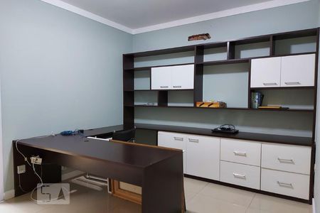 Casa à venda com 500m², 4 quartos e 4 vagas Casa à venda com 500m², 4 quartos e 4 vagasQuarto 2 escritório