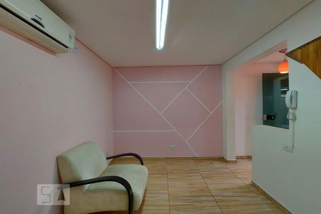 Casa à venda com 500m², 4 quartos e 4 vagas Casa à venda com 500m², 4 quartos e 4 vagasQuarto área externa