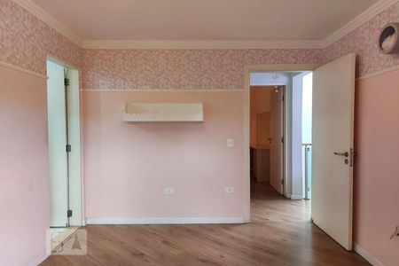 Casa à venda com 500m², 4 quartos e 4 vagas Casa à venda com 500m², 4 quartos e 4 vagasQuarto 5