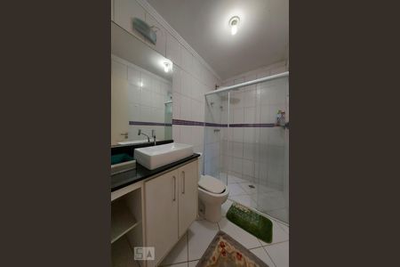 Casa à venda com 500m², 4 quartos e 4 vagas Casa à venda com 500m², 4 quartos e 4 vagasSuíte