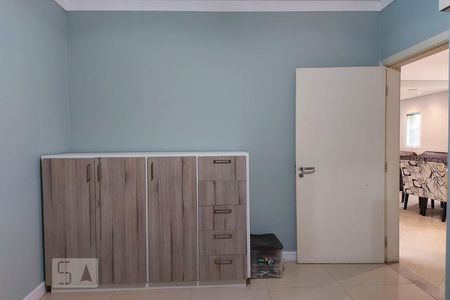 Casa à venda com 500m², 4 quartos e 4 vagas Casa à venda com 500m², 4 quartos e 4 vagasQuarto 1