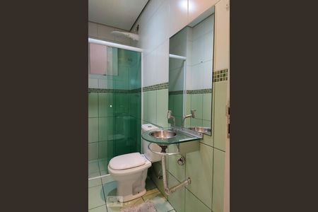 Casa à venda com 500m², 4 quartos e 4 vagas Casa à venda com 500m², 4 quartos e 4 vagasBanheiro