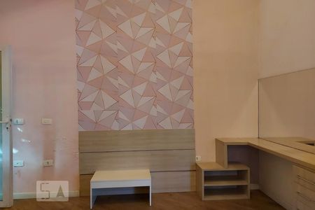 Casa à venda com 500m², 4 quartos e 4 vagas Casa à venda com 500m², 4 quartos e 4 vagasQuarto 4