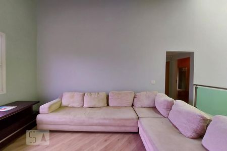 Casa à venda com 500m², 4 quartos e 4 vagas Casa à venda com 500m², 4 quartos e 4 vagasSala