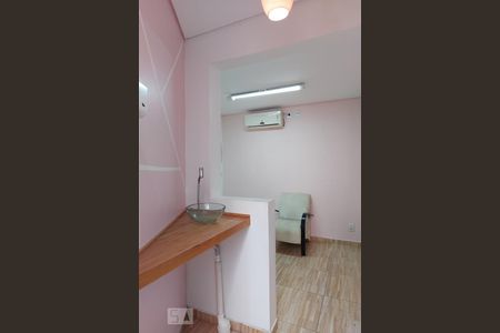 Casa à venda com 500m², 4 quartos e 4 vagas Casa à venda com 500m², 4 quartos e 4 vagasQuarto área externa