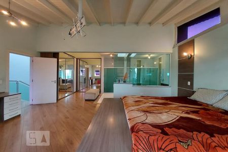 Casa à venda com 500m², 4 quartos e 4 vagas Casa à venda com 500m², 4 quartos e 4 vagasQuarto 3 + suíte