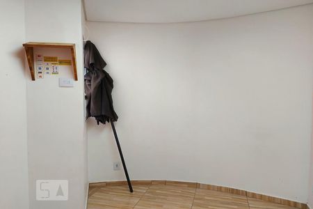 Casa à venda com 500m², 4 quartos e 4 vagas Casa à venda com 500m², 4 quartos e 4 vagasQuarto área externa