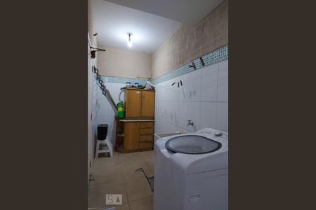 Casa à venda com 500m², 4 quartos e 4 vagas Casa à venda com 500m², 4 quartos e 4 vagasÁrea de serviço