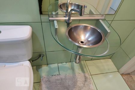 Casa à venda com 500m², 4 quartos e 4 vagas Casa à venda com 500m², 4 quartos e 4 vagasBanheiro