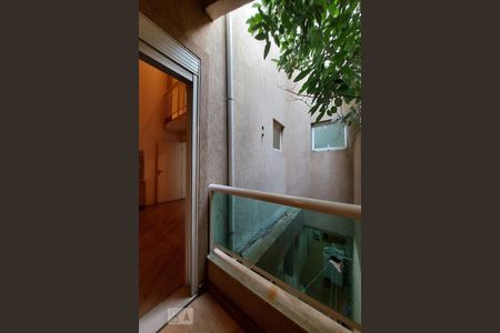 Casa à venda com 500m², 4 quartos e 4 vagas Casa à venda com 500m², 4 quartos e 4 vagasSacada