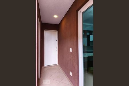 Casa à venda com 500m², 4 quartos e 4 vagas Casa à venda com 500m², 4 quartos e 4 vagasEntrada para lavanderia