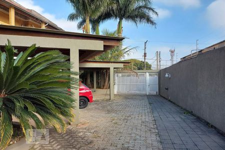 Casa à venda com 500m², 4 quartos e 4 vagas Casa à venda com 500m², 4 quartos e 4 vagasGaragem