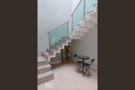 Sala de casa à venda com 4 quartos, 500m² em Quitaúna, Osasco