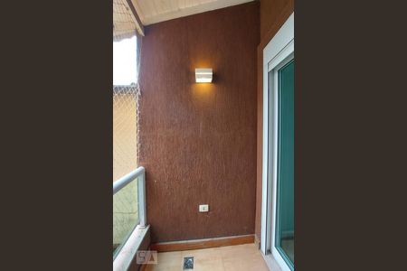 Casa à venda com 500m², 4 quartos e 4 vagas Casa à venda com 500m², 4 quartos e 4 vagasSacada