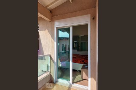 Casa à venda com 500m², 4 quartos e 4 vagas Casa à venda com 500m², 4 quartos e 4 vagasSacada