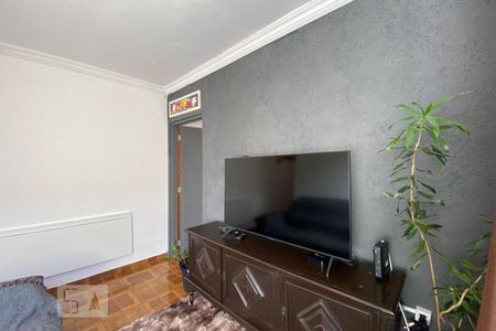 Sala de casa para alugar com 2 quartos, 75m² em Jardim Mirna, Taboão da Serra