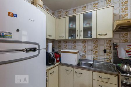 Cozinha de apartamento para alugar com 2 quartos, 62m² em Rio Branco, Porto Alegre