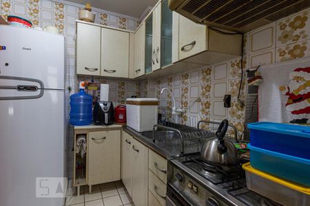 Cozinha de apartamento para alugar com 2 quartos, 62m² em Rio Branco, Porto Alegre