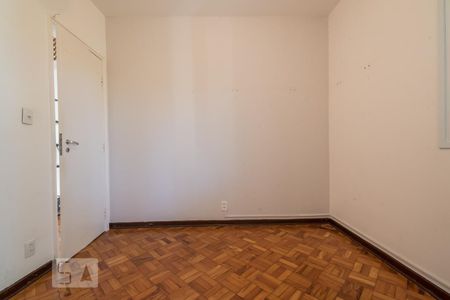 Quarto 2 de apartamento para alugar com 2 quartos, 69m² em Vila Cordeiro, São Paulo