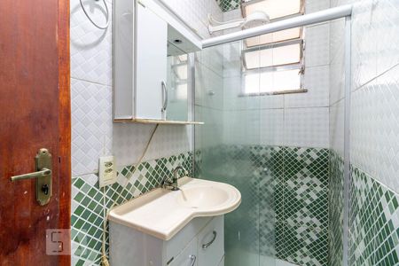 Banheiro de casa à venda com 1 quarto, 50m² em Piedade, Rio de Janeiro