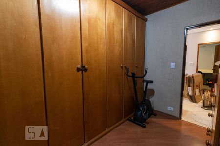 Quarto 1 de casa à venda com 3 quartos, 240m² em Vila Marina, São Paulo