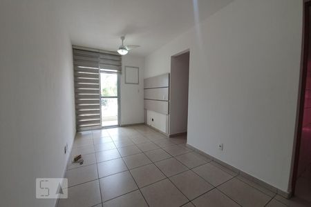 Sala de apartamento à venda com 3 quartos, 71m² em Tanque, Rio de Janeiro