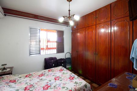 Quarto 1 de casa à venda com 4 quartos, 290m² em Jardim Divinolandia, Guarulhos