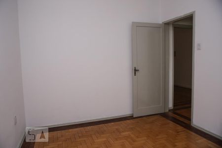 Quarto de apartamento à venda com 1 quarto, 56m² em Santana, Porto Alegre