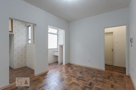 Sala de apartamento para alugar com 2 quartos, 70m² em São João, Porto Alegre