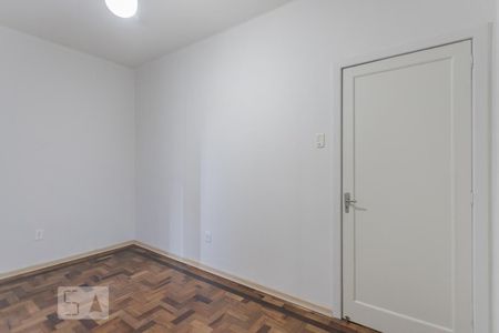 Quarto 1 de apartamento para alugar com 2 quartos, 70m² em São João, Porto Alegre