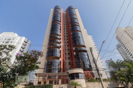 Apartamento para alugar com 215m², 4 quartos e 4 vagas Apartamento para alugar com 215m², 4 quartos e 4 vagasFachada
