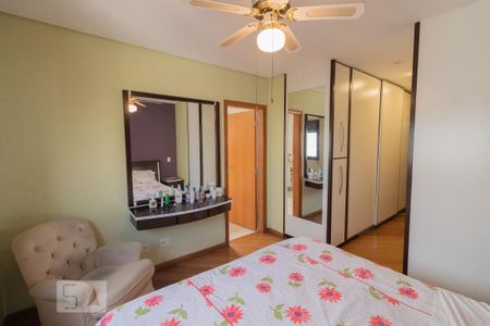 Apartamento para alugar com 215m², 4 quartos e 4 vagas Apartamento para alugar com 215m², 4 quartos e 4 vagasSuíte 4