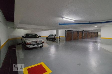 Apartamento para alugar com 215m², 4 quartos e 4 vagas Apartamento para alugar com 215m², 4 quartos e 4 vagasGaragem