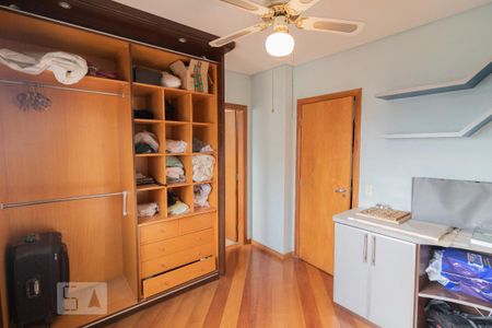 Apartamento para alugar com 215m², 4 quartos e 4 vagas Apartamento para alugar com 215m², 4 quartos e 4 vagasSuíte 2