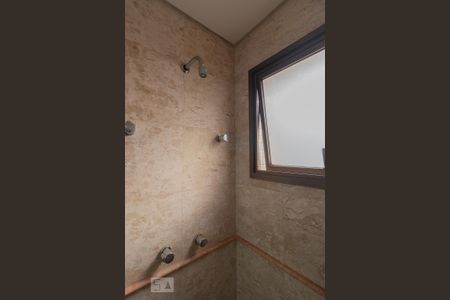 Apartamento para alugar com 215m², 4 quartos e 4 vagas Apartamento para alugar com 215m², 4 quartos e 4 vagasBanheiro da Suíte 3