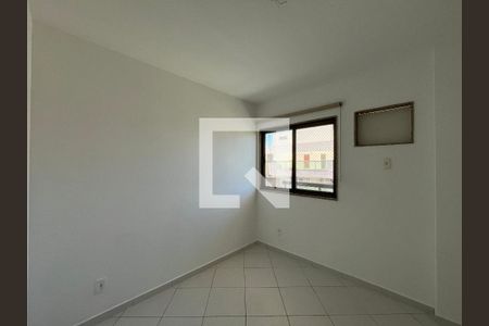 Quarto  de apartamento para alugar com 2 quartos, 70m² em Jacarepaguá, Rio de Janeiro