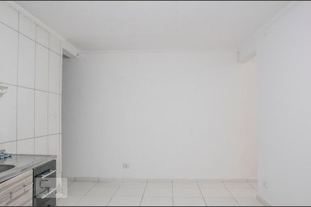 Cozinha de casa para alugar com 2 quartos, 80m² em Vila Celeste, São Paulo