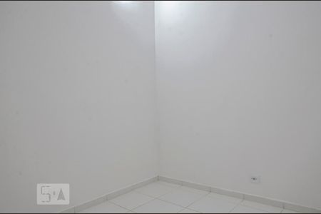 Quarto 1 de casa para alugar com 2 quartos, 80m² em Vila Celeste, São Paulo