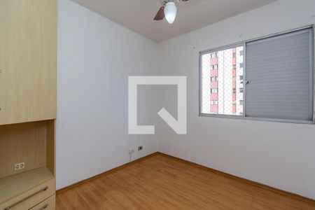 Quarto 2 de apartamento para alugar com 2 quartos, 55m² em Vila Guarani, São Paulo