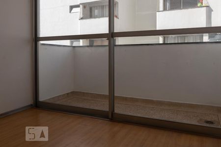 Varanda da Sala de apartamento para alugar com 2 quartos, 55m² em Vila Guarani, São Paulo