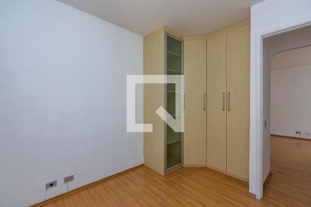 Quarto 1 de apartamento para alugar com 2 quartos, 55m² em Vila Guarani, São Paulo