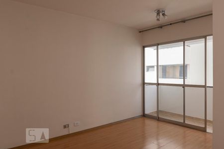 Sala de apartamento para alugar com 2 quartos, 55m² em Vila Guarani, São Paulo